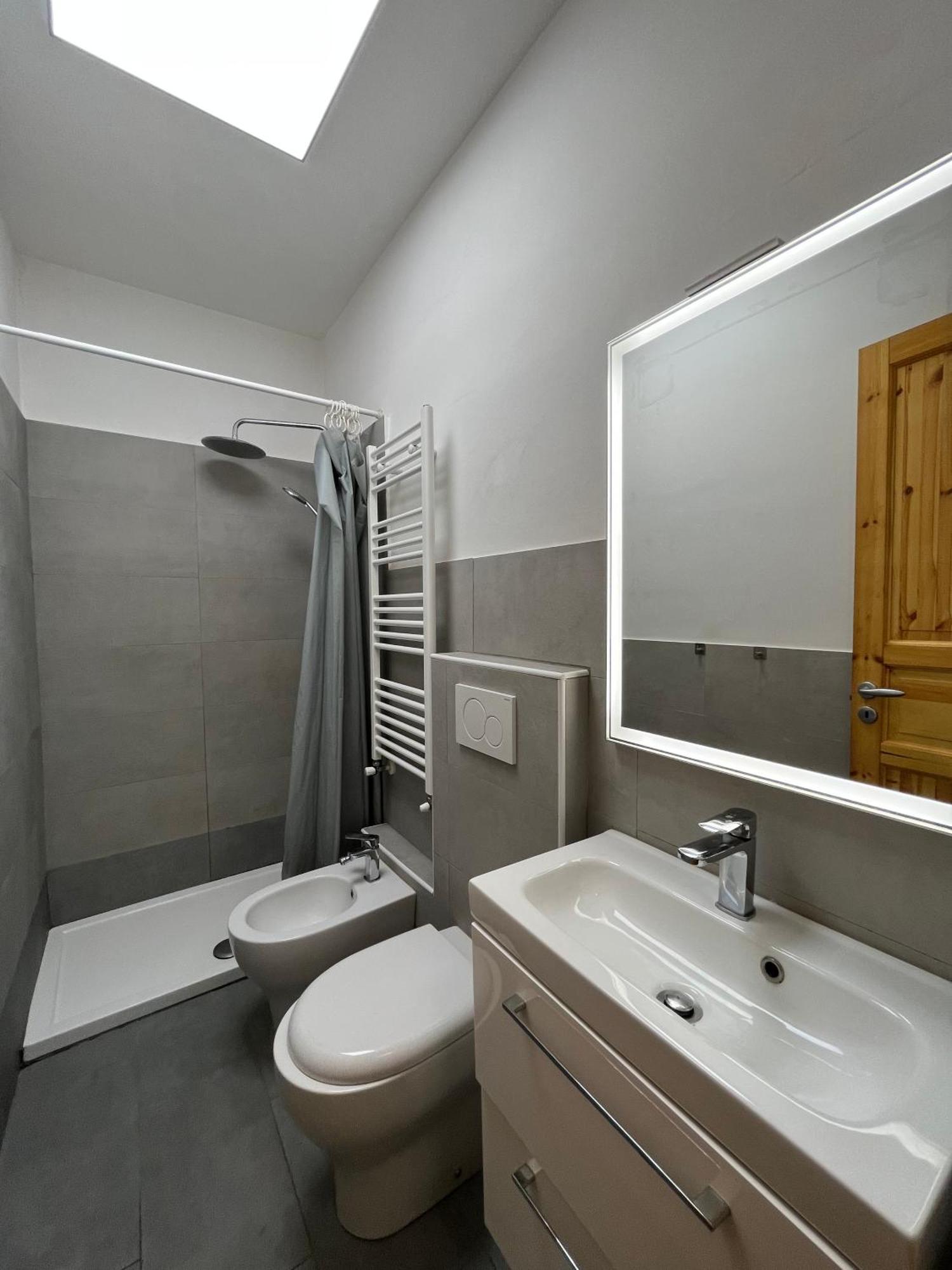 Grattacielo Rooms Turin Bagian luar foto