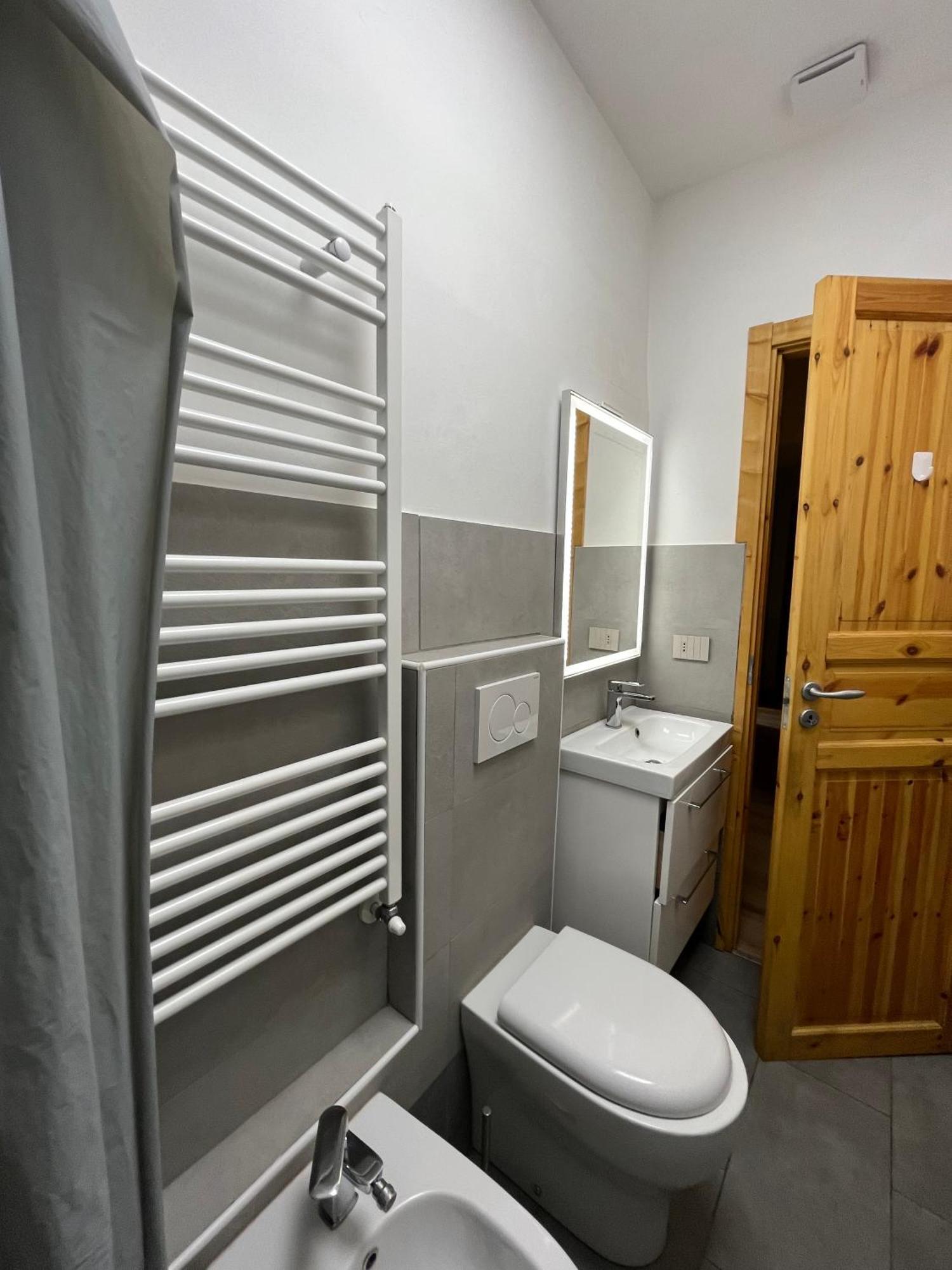 Grattacielo Rooms Turin Bagian luar foto